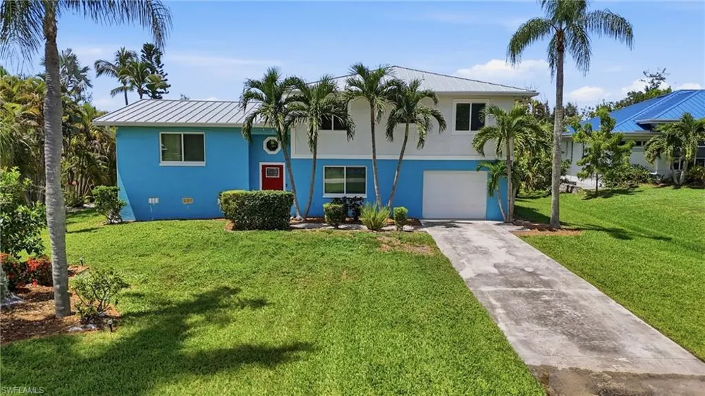 15636 Light Blue Circle Fort Myers, FL 33908