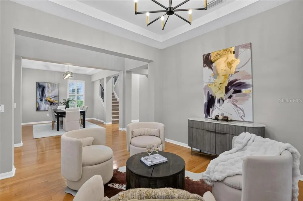 9830 W PARK VILLAGE DRIVE Tampa, FL 33626