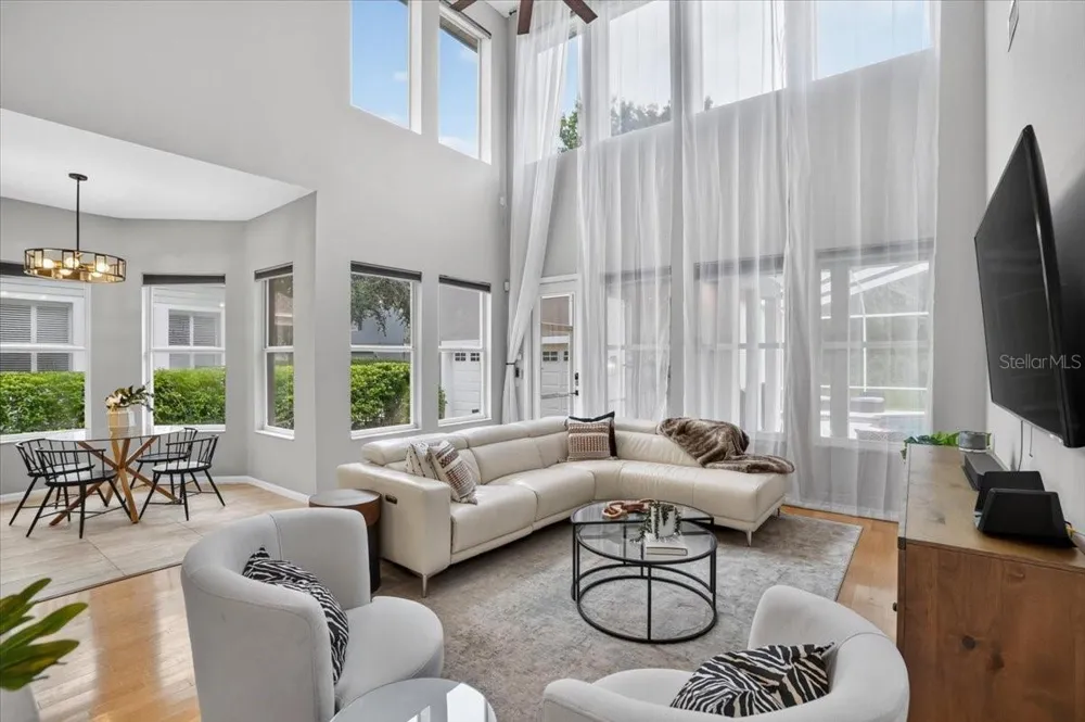 9830 W PARK VILLAGE DRIVE Tampa, FL 33626