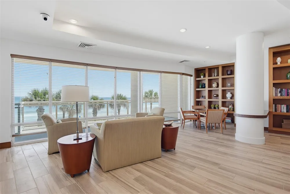1925 S ATLANTIC AVENUE #210 Daytona Beach Shores, FL 32118