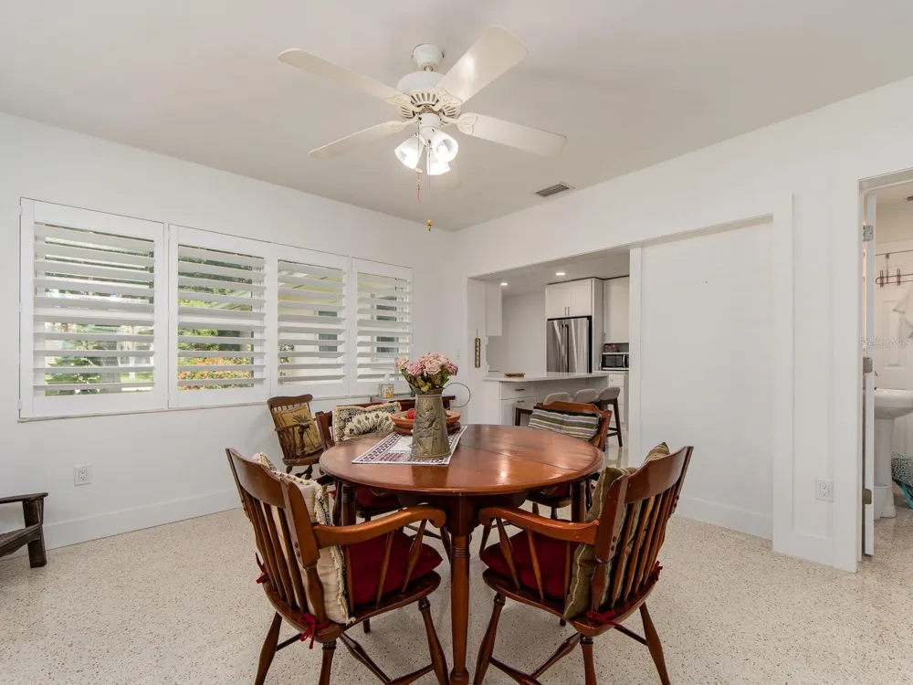63 NICHOLAS DRIVE Dunedin, FL 34698
