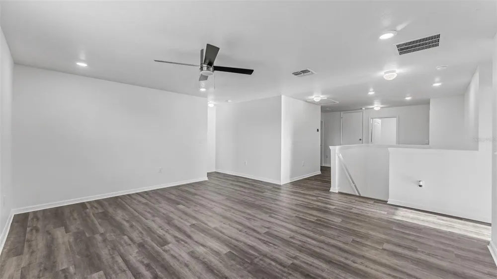 200 SUMMERLIN LOOP Haines City, FL 33844