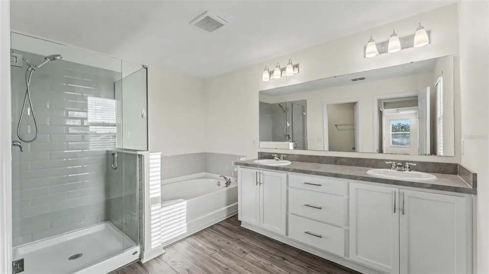 200 SUMMERLIN LOOP Haines City, FL 33844