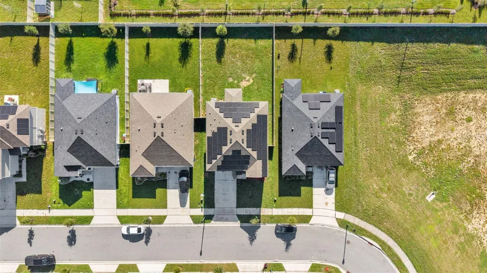 200 SUMMERLIN LOOP Haines City, FL 33844