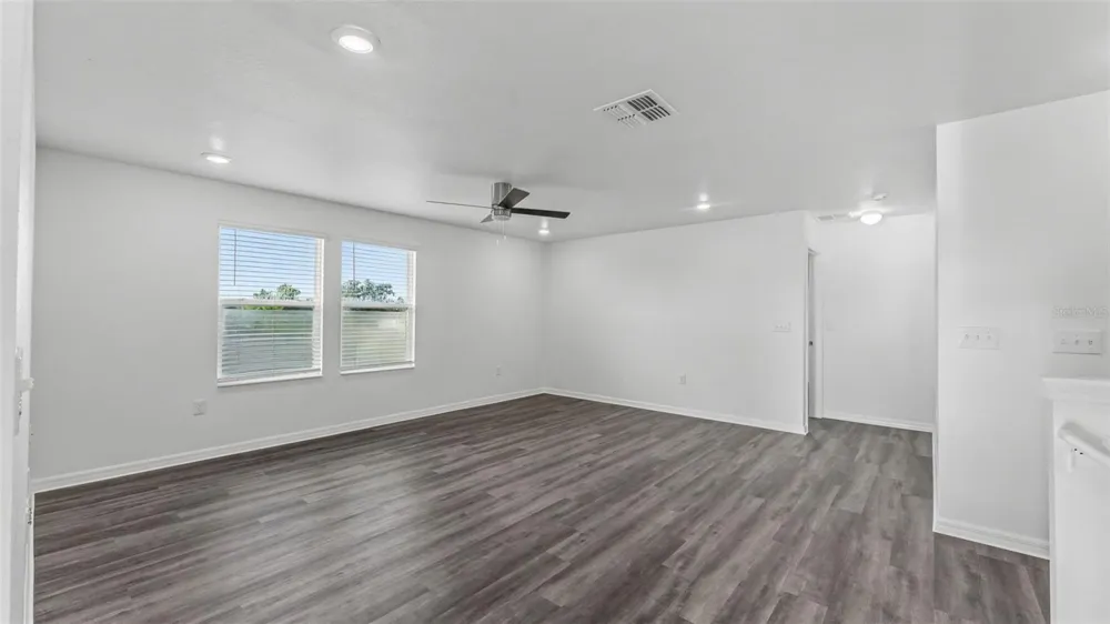 200 SUMMERLIN LOOP Haines City, FL 33844