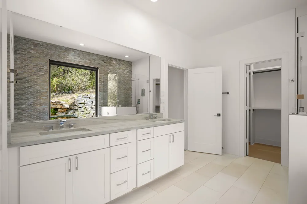 1703 Yaupon Valley Road West Lake Hills, TX 78746