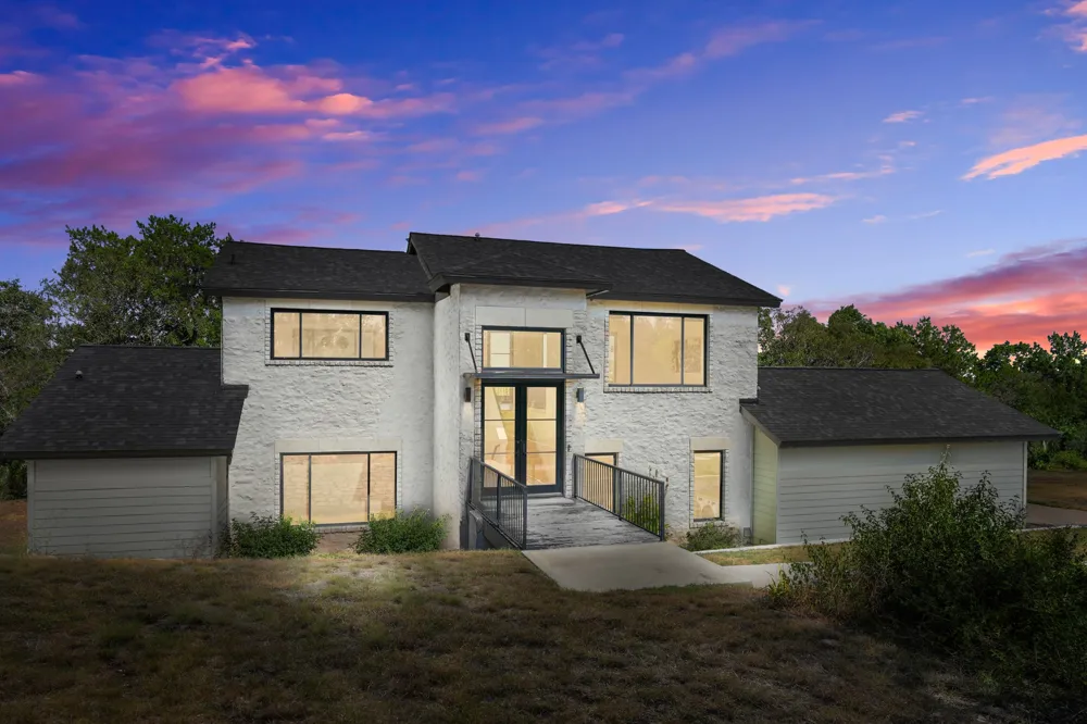 1703 Yaupon Valley Road West Lake Hills, TX 78746