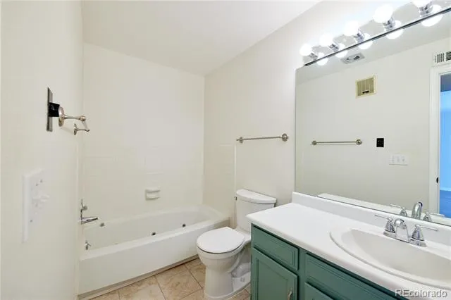 13950 E Oxford Place #A303 Aurora, CO 80014