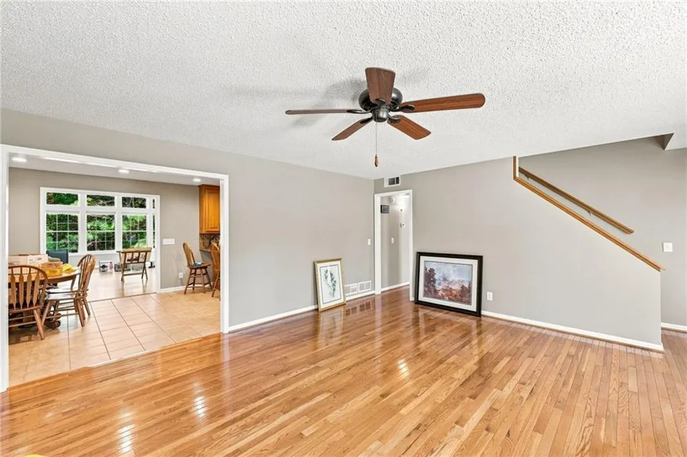 3628 Maple Forge Lane Gainesville, GA 30504