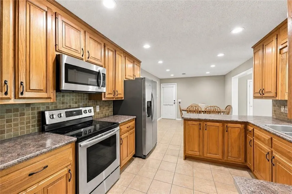 3628 Maple Forge Lane Gainesville, GA 30504
