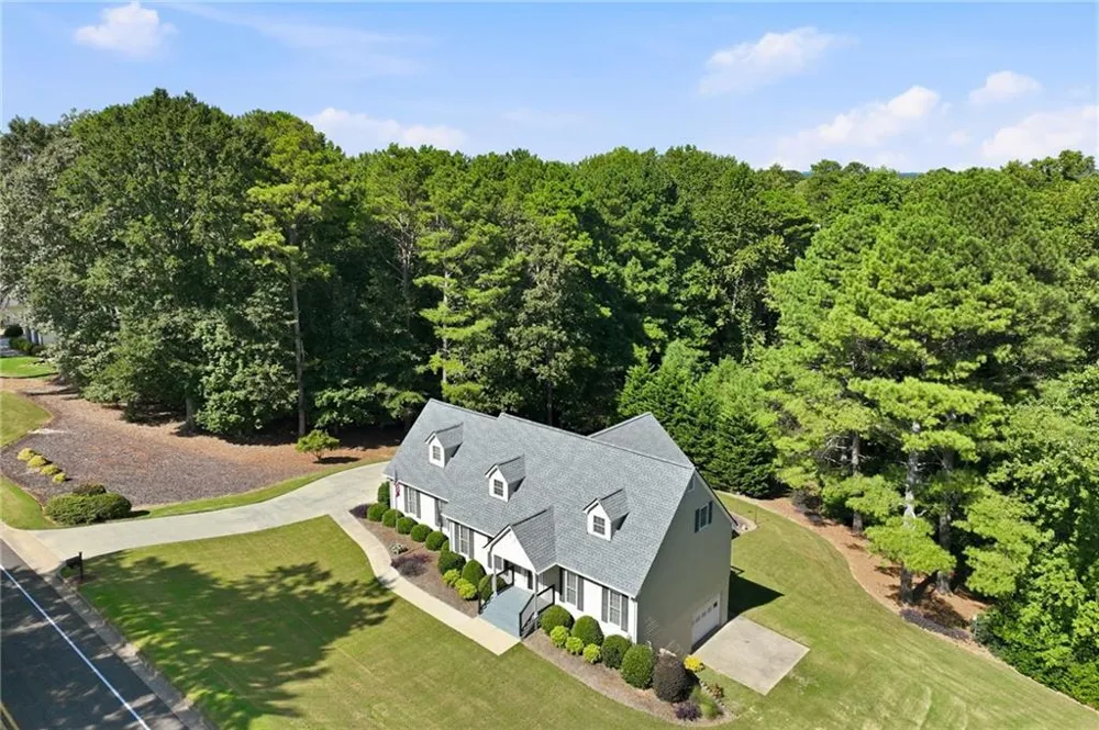 3628 Maple Forge Lane Gainesville, GA 30504