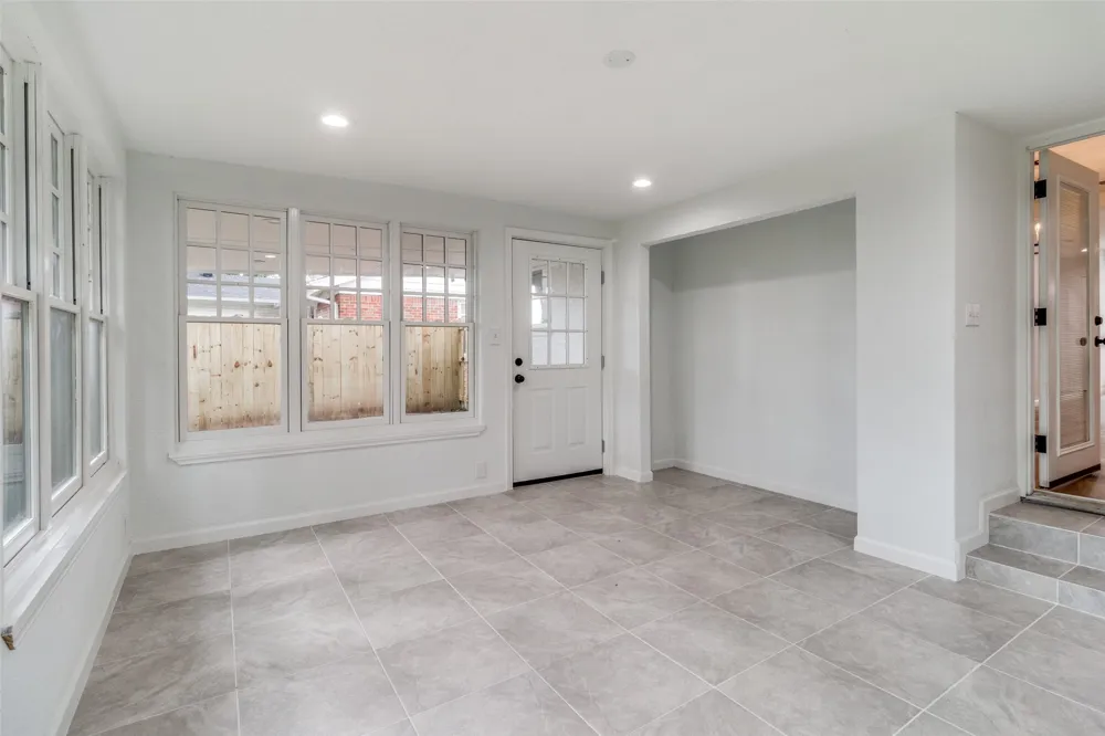 1208 Grant Drive Sherman, TX 75092