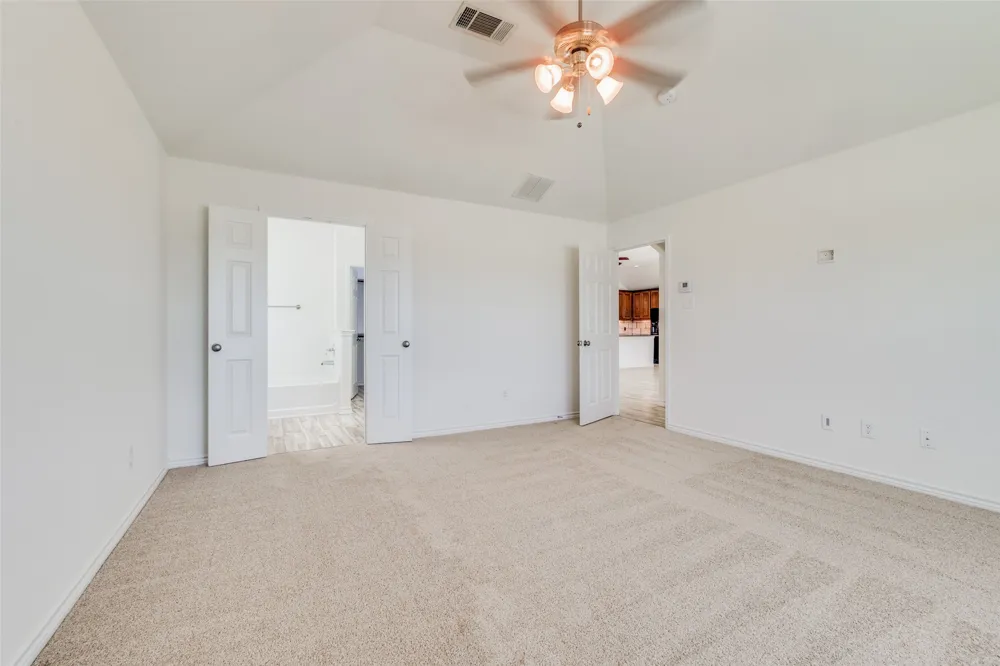 905 Meadowedge Lane Denton, TX 76207
