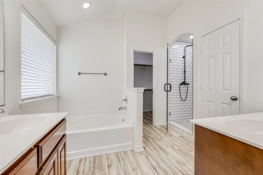 905 Meadowedge Lane Denton, TX 76207