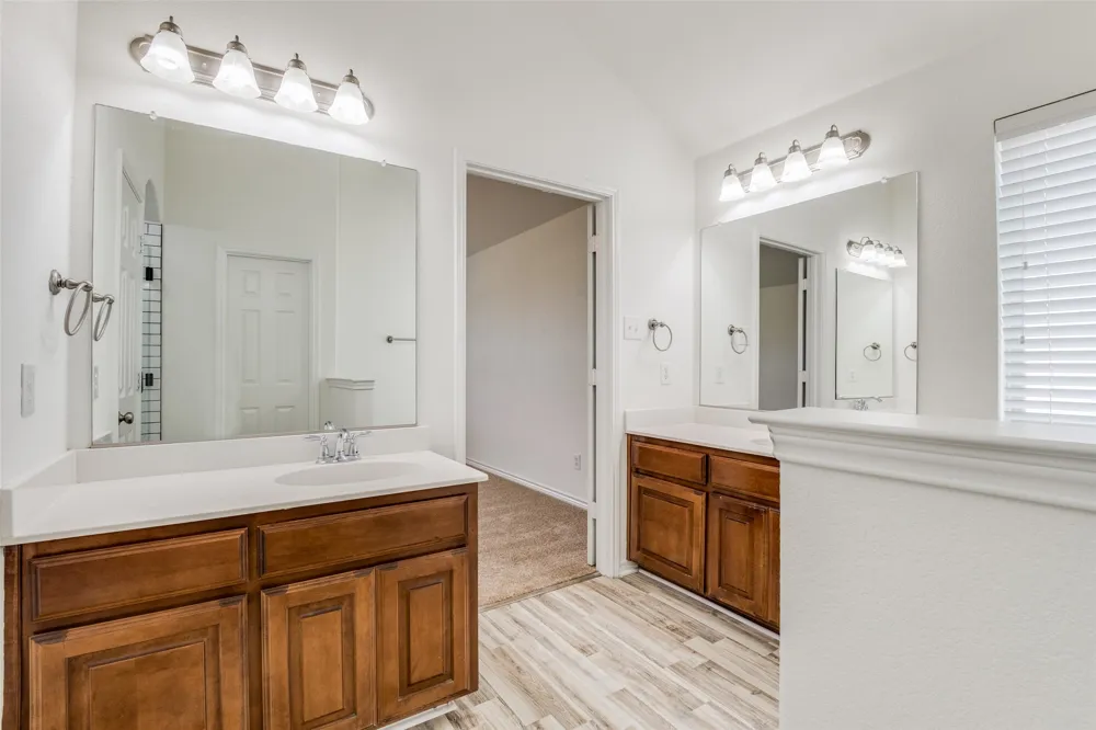 905 Meadowedge Lane Denton, TX 76207