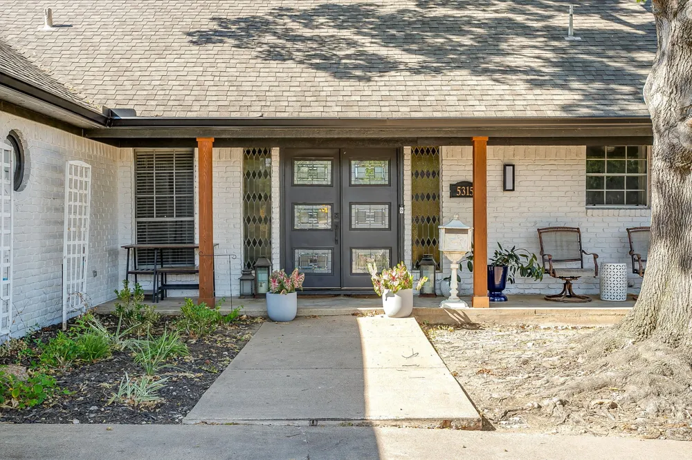 5315 Meadowbrook Drive Fort Worth, TX 76112