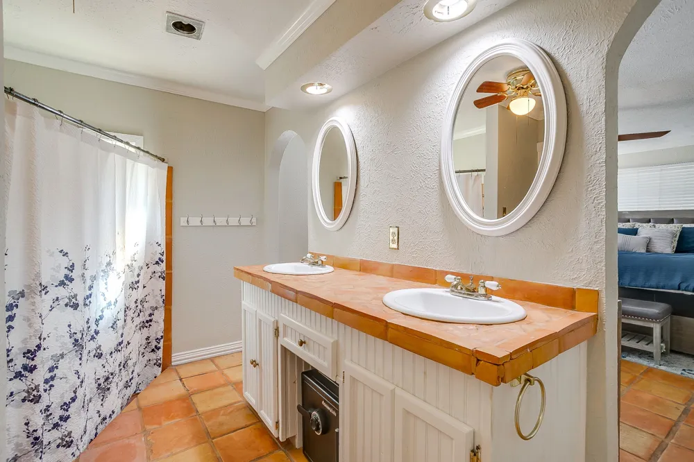 5315 Meadowbrook Drive Fort Worth, TX 76112