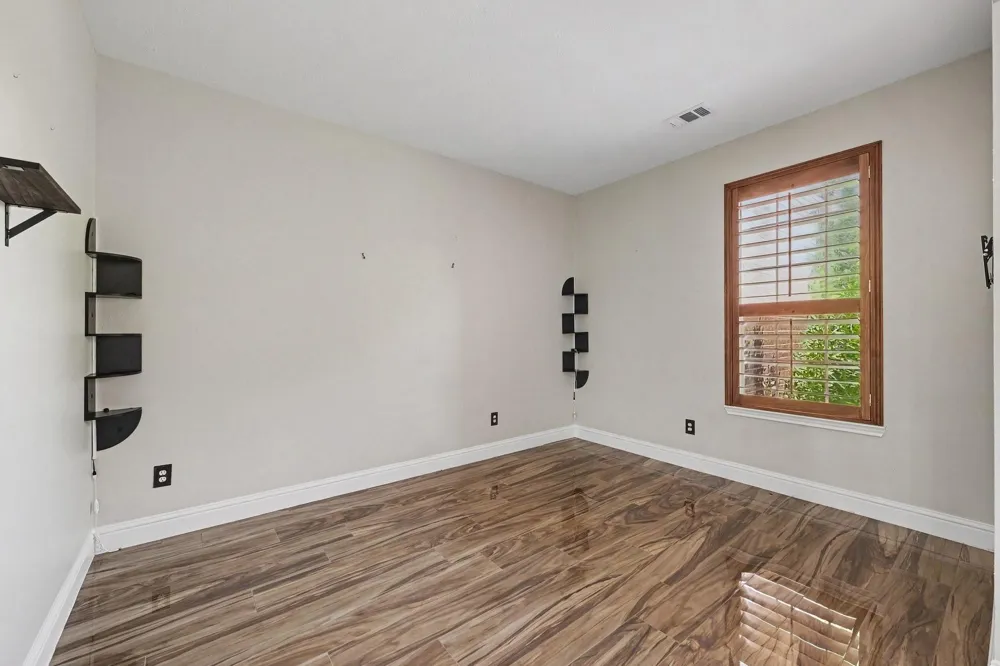 8422 W Sienna Cove Lane Houston, TX 77083