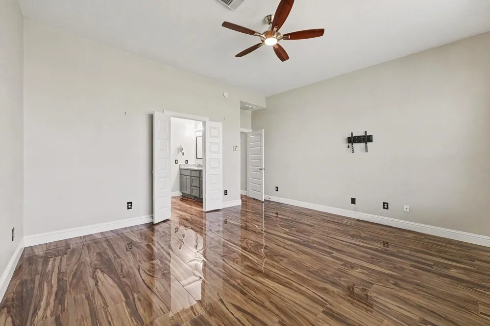 8422 W Sienna Cove Lane Houston, TX 77083
