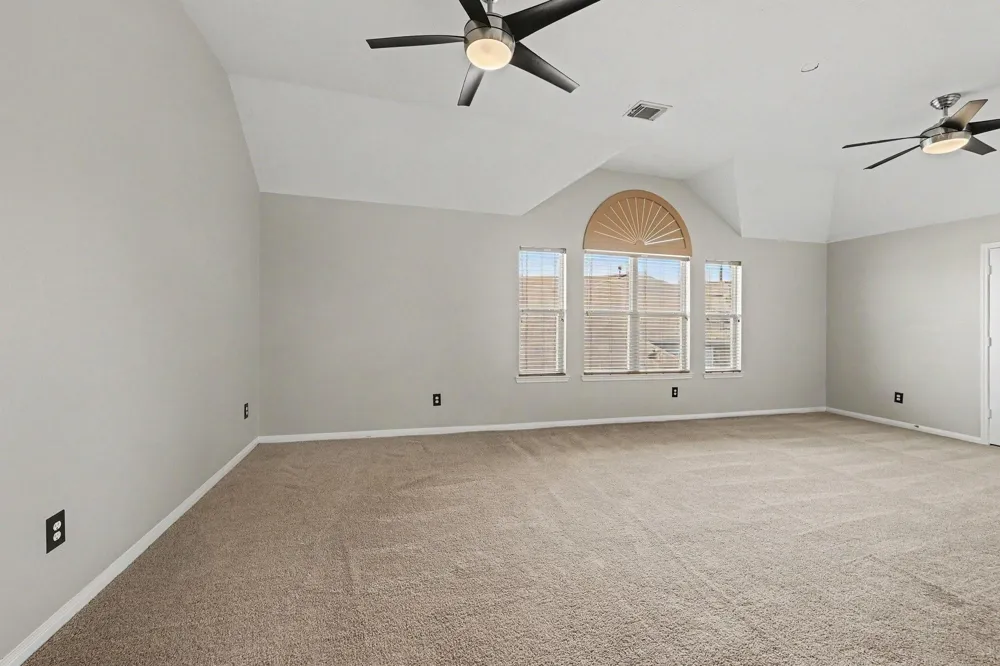 8422 W Sienna Cove Lane Houston, TX 77083