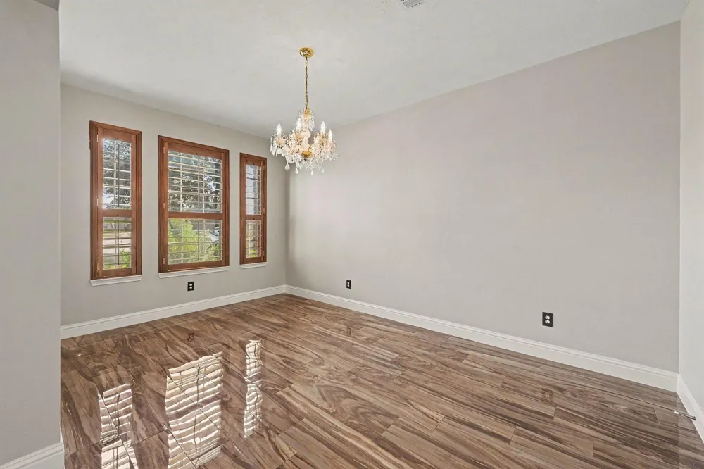8422 W Sienna Cove Lane Houston, TX 77083