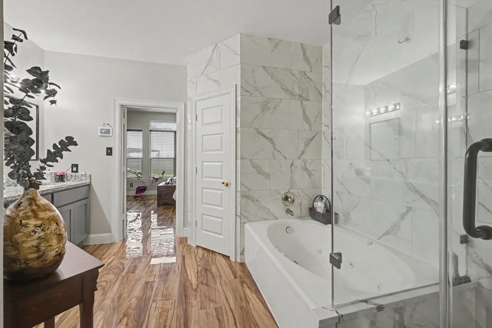 8422 W Sienna Cove Lane Houston, TX 77083