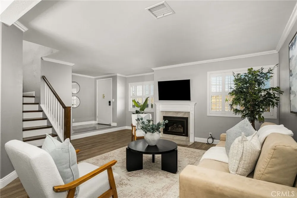 3311 W Lincoln Anaheim, CA 92801