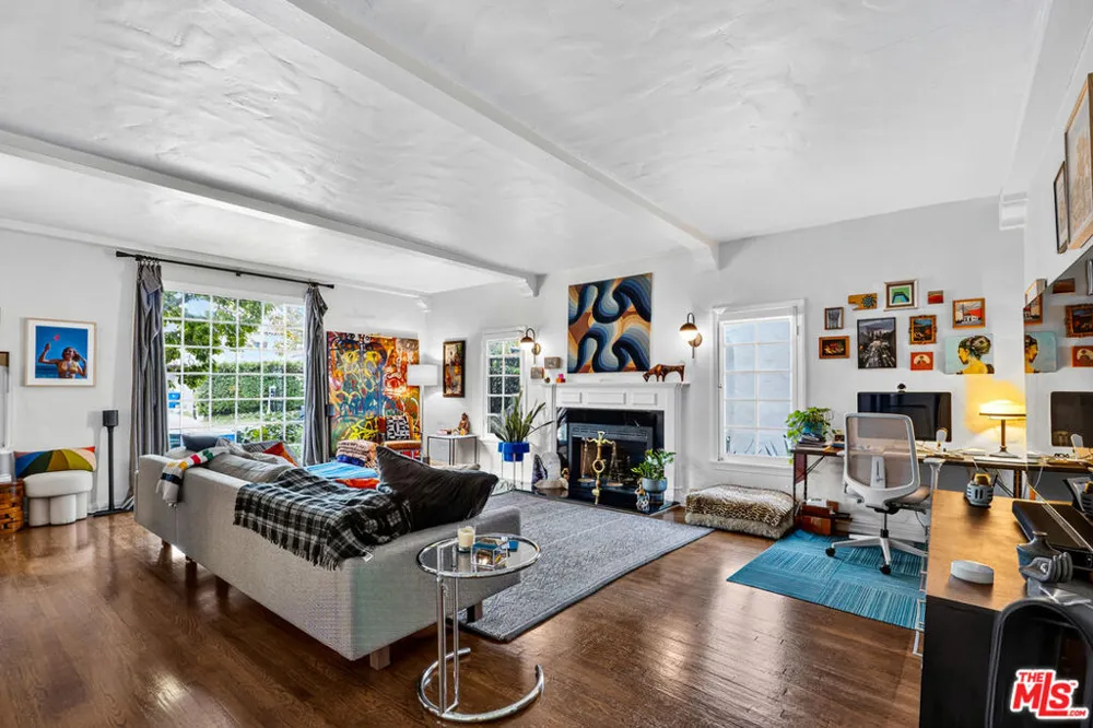 420 Orange Drive Los Angeles, CA 90036