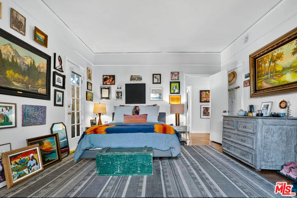 420 Orange Drive Los Angeles, CA 90036