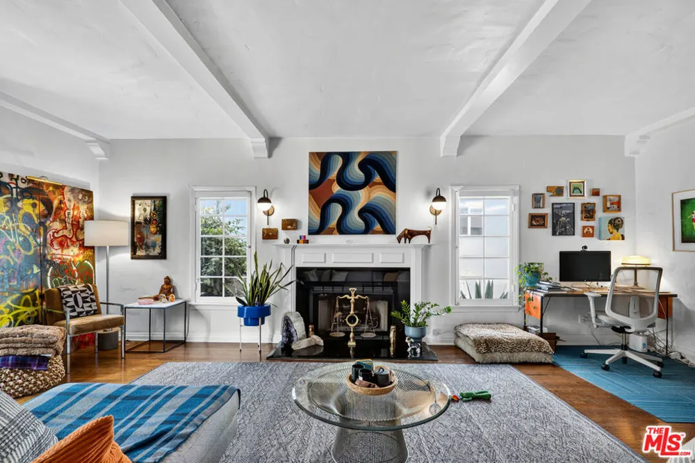 420 Orange Drive Los Angeles, CA 90036