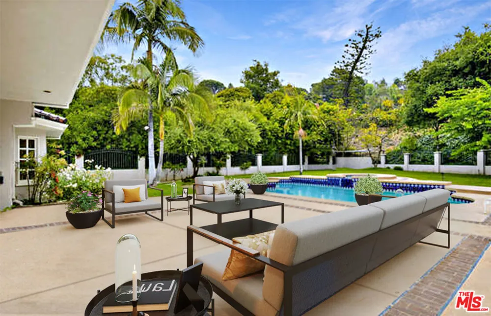400 EVELYN PLACE Beverly Hills, CA 90210