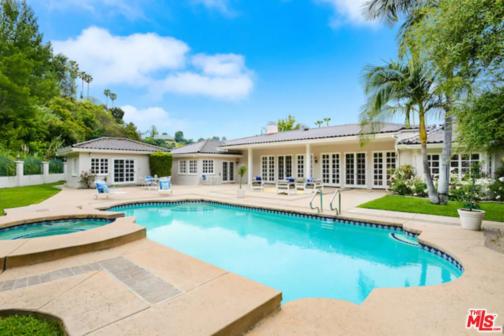 400 EVELYN PLACE Beverly Hills, CA 90210