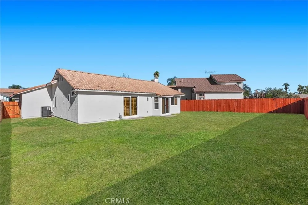 16800 Lake Victoria Moreno Valley, CA 92551