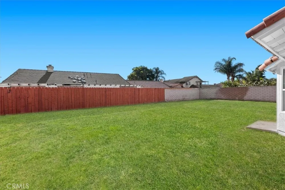 16800 Lake Victoria Moreno Valley, CA 92551