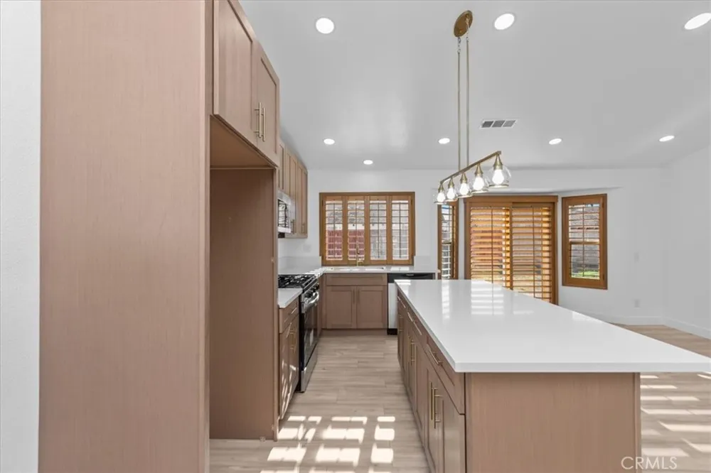16800 Lake Victoria Moreno Valley, CA 92551
