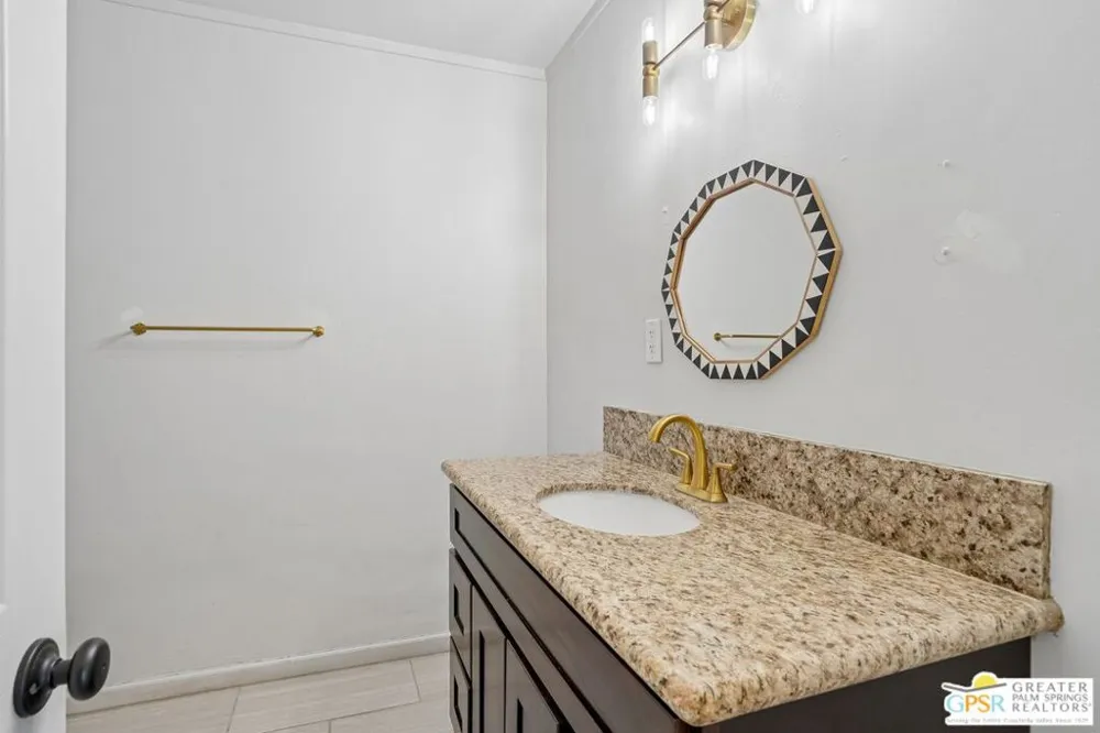 37767 Porter Drive Cathedral City, CA 92234