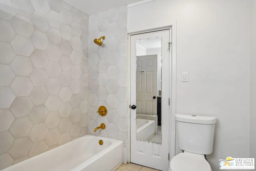 37767 Porter Drive Cathedral City, CA 92234