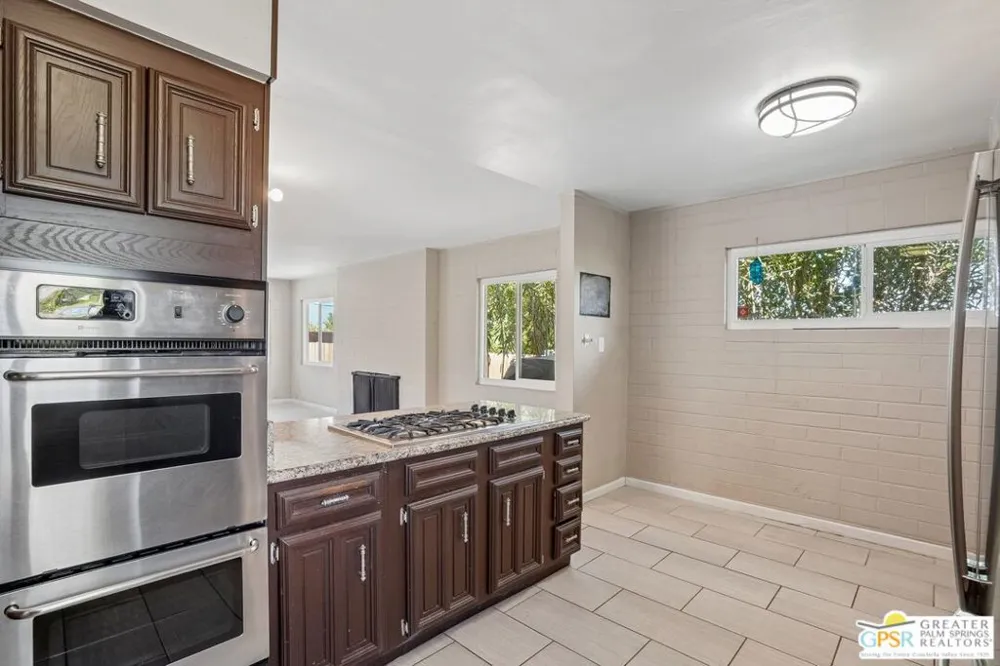37767 Porter Drive Cathedral City, CA 92234