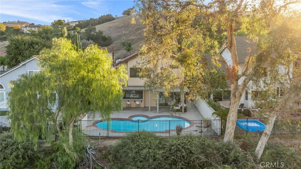 3080 Oakcreek Chino Hills, CA 91709