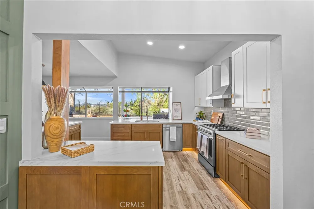 3080 Oakcreek Chino Hills, CA 91709
