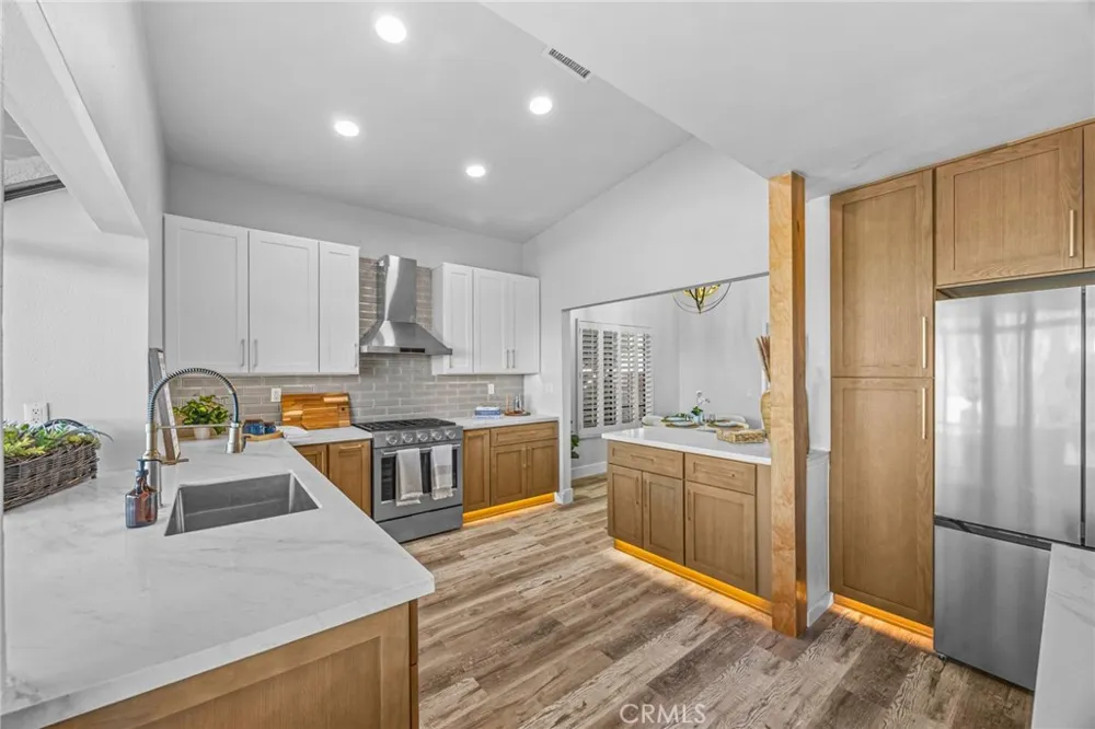 3080 Oakcreek Chino Hills, CA 91709