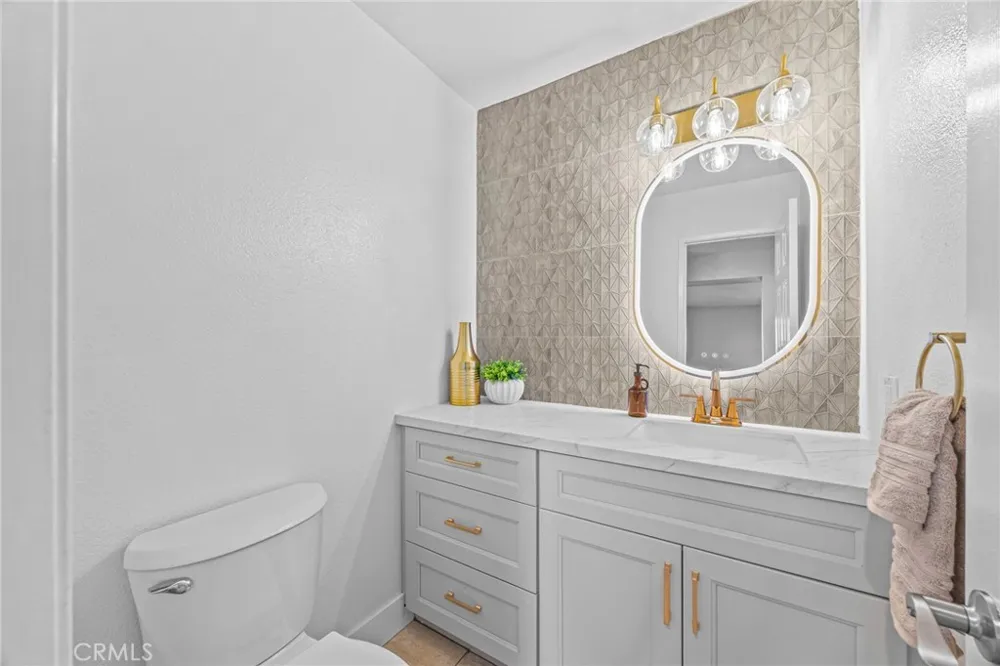 3080 Oakcreek Chino Hills, CA 91709
