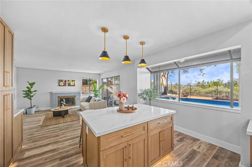 3080 Oakcreek Chino Hills, CA 91709