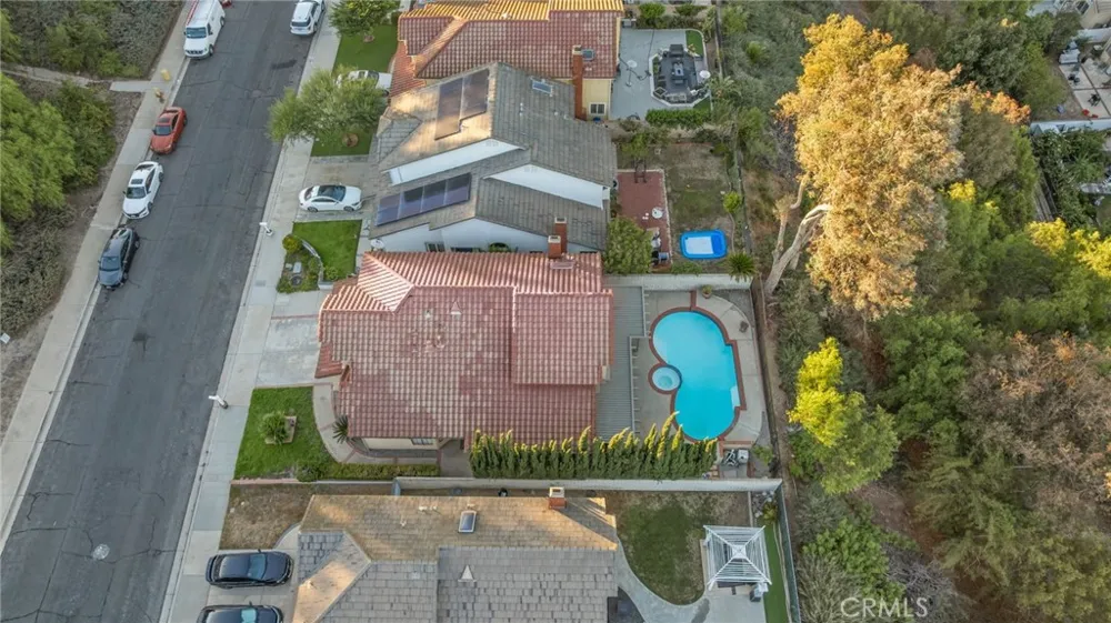 3080 Oakcreek Chino Hills, CA 91709