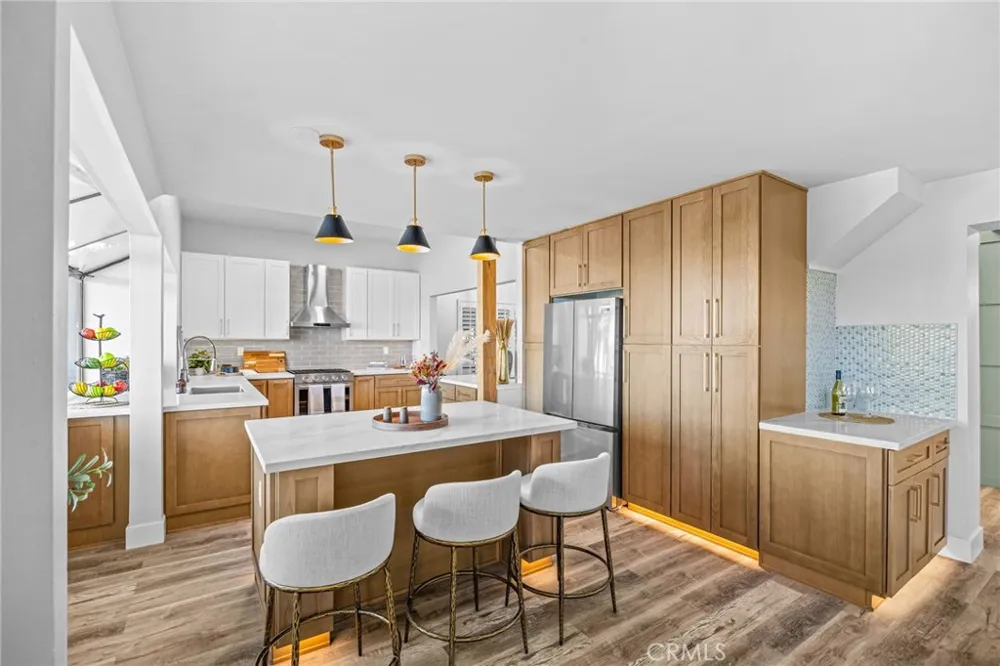 3080 Oakcreek Chino Hills, CA 91709
