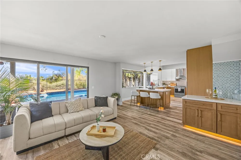 3080 Oakcreek Chino Hills, CA 91709