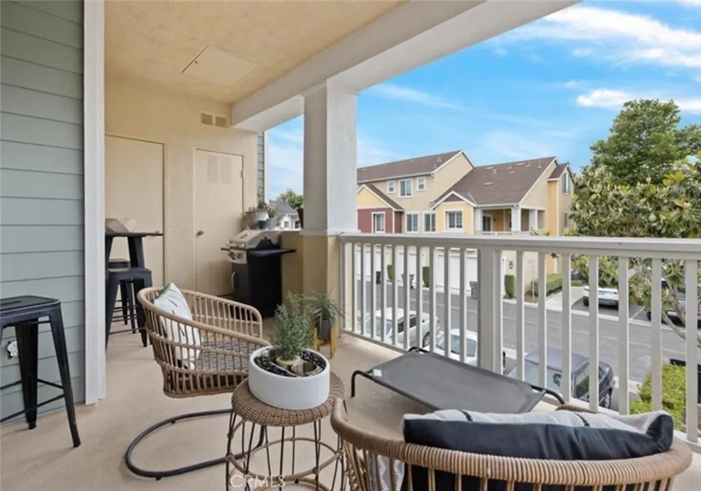 15901 Fountain Chino, CA 91708