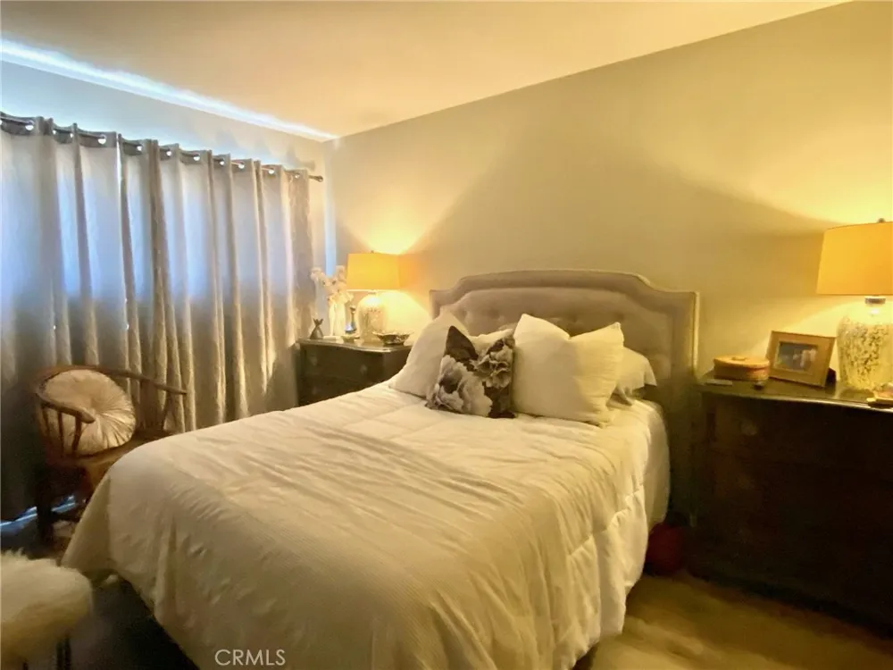 1020 W 220th Torrance, CA 90502