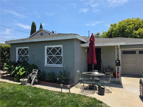 1020 W 220th