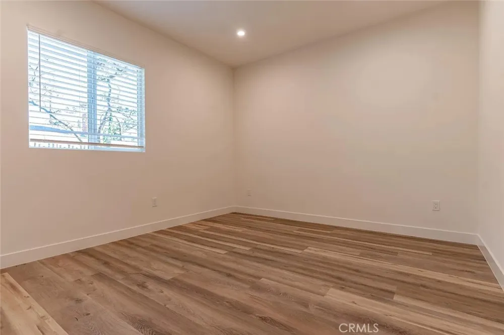 12942 Oberlin St Sylmar, CA 91342
